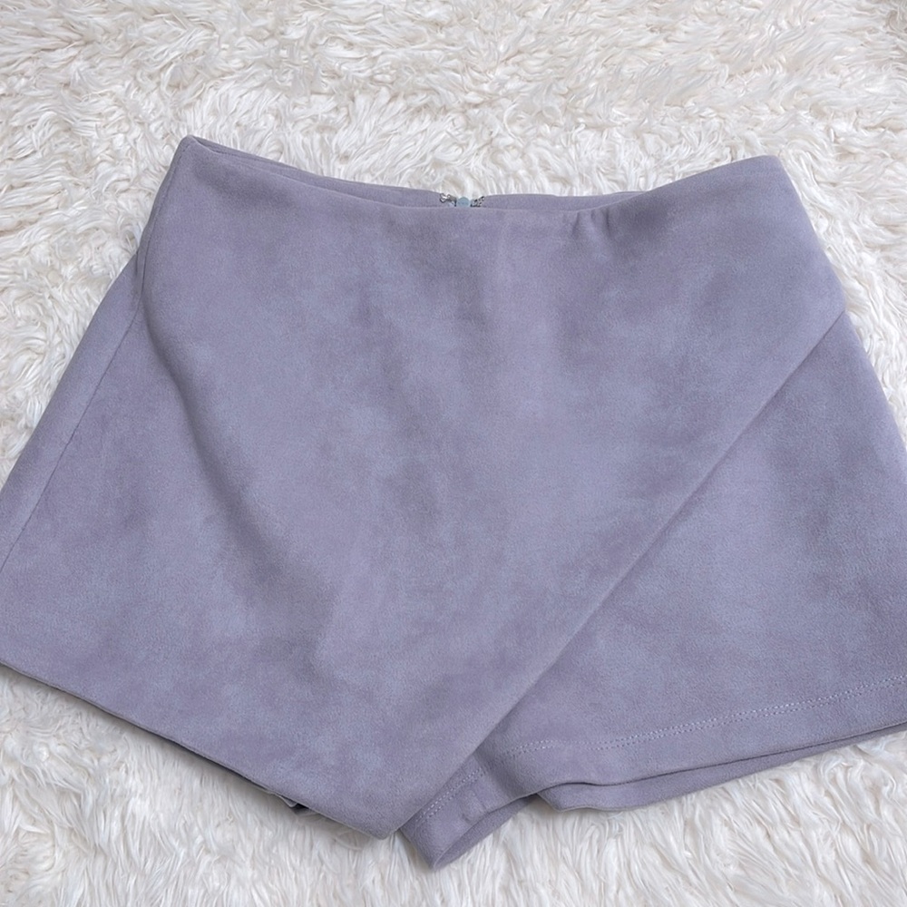 Lavender Faux Suede Asymmetrical Skort – Size S